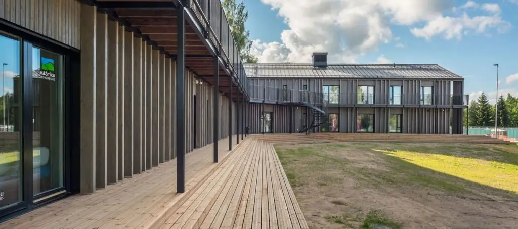 Siberian Larch Cladding and Decking Grand Designs Timber Focus